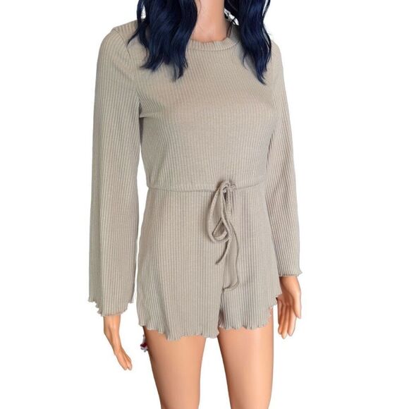 Princess Polly Aiken Long Bell Sleeve Ribbed Boho Beige Romper - Picture 3 of 8